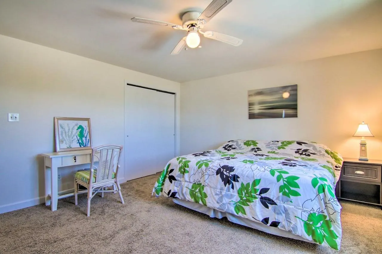 Semesterbostad Ocean City Townhome, Deck With Canal Access!